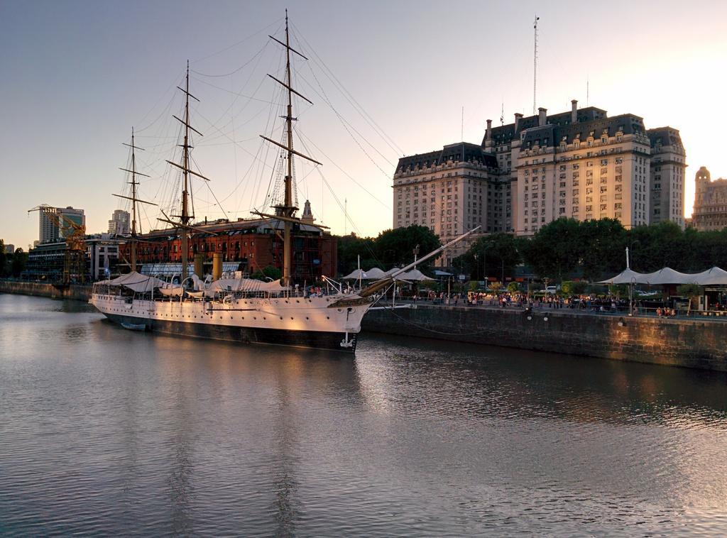 Apartamento Edificio Crucero Buenos Aires Buitenkant foto